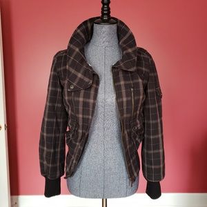 {Tommy Jeans} Cropped Jacket